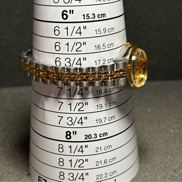 Frito Lay Kern Plant 10 Years Injury Free Quartz Ladies Wrist Watch Working - Picture 6 of 7